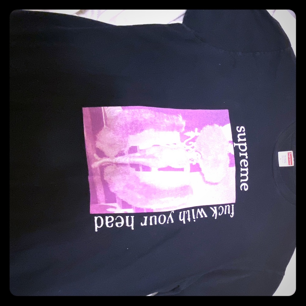 Supreme Tee